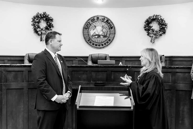 Bryan Hoss being sworn in as Red Bank City Judge